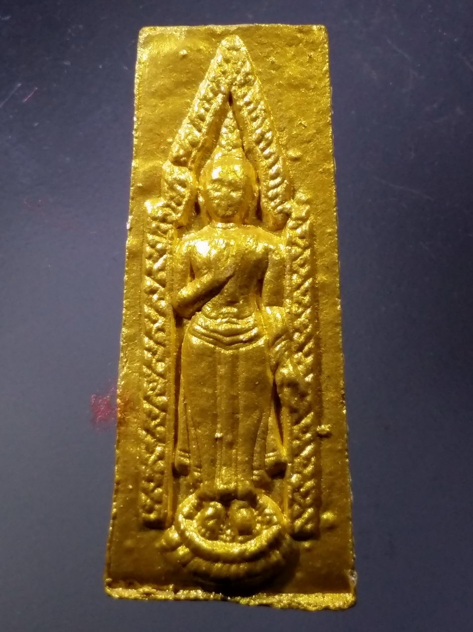 รหัสสินค้า พระมีกล่อง 3531 พระผง อนุสรณ์พระฉาย 454 ปี วัดบางสะแกนอก ตลาดพลู กรุงเทพฯ สร้างปี 2544 กดเป็นพิมพ์พระฉายสองหน้า หายากครับ ส่วนใหญ่จะพบแต่หลังเรียบ