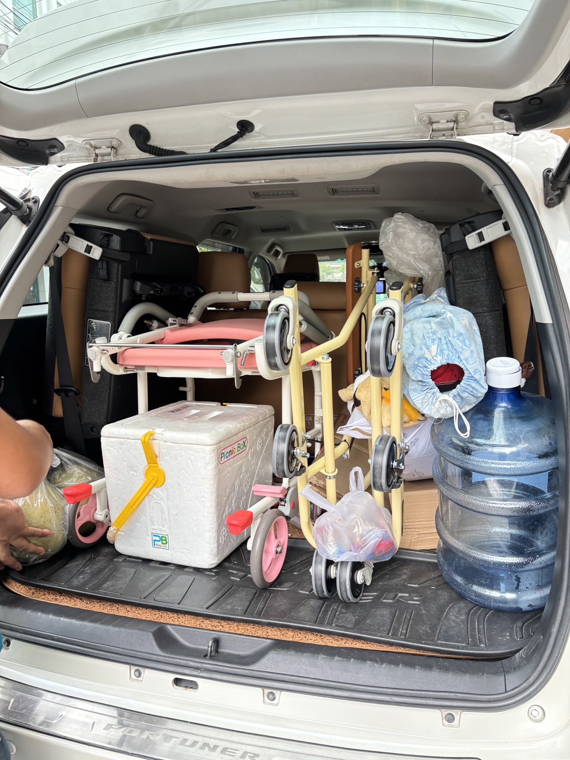 รถเข็นคร่อมสุขภัณฑ์ อาบน้ำ นั่งถ่าย อเนกประสงค์ Matsunaga Wheelchair รุ่น SW21W (入浴関連) แบรนด์จากประเทศญี่ปุ่น (รุ่นยอดนิยม)