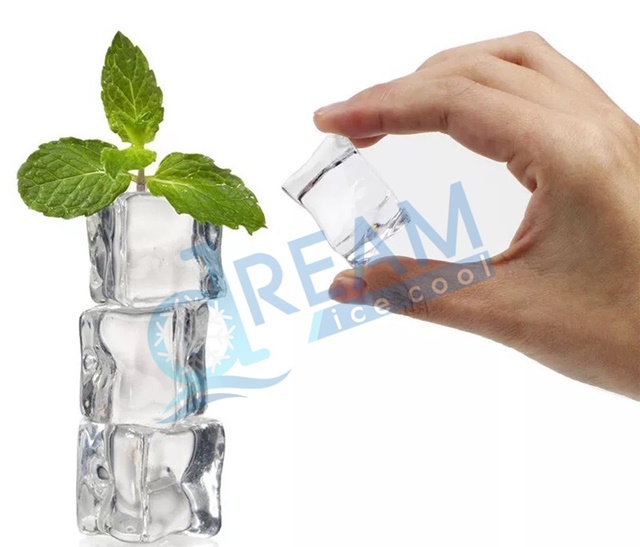 เครื่องทำน้ำเเข็งอัตโนมัติ กำลังการผลิต150-160 กิโลกรัม 24 ชม.