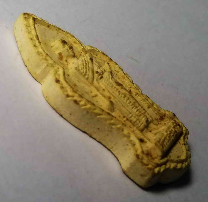 รหัสสินค้า พระเนื้อดิน เนื้อผง เนื้อว่าน 161 ท้าวสุรนารี เนื้อผง รุ่นแม่ย่าโมอุปถัมภ์ สร้างปี 2534