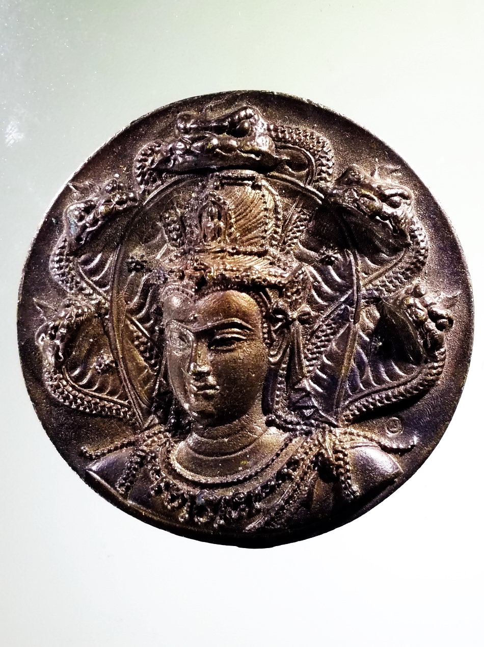 รหัสสินค้า จตุคามรามเทพ 443 เหรียญบาตรน้ำมนต์ พระเทวราชโพธิสัตว์จตุคามรามเทพ รุ่นราชันดำ เนื้อนวโลหะ ไม่มีกล่องนะครับ