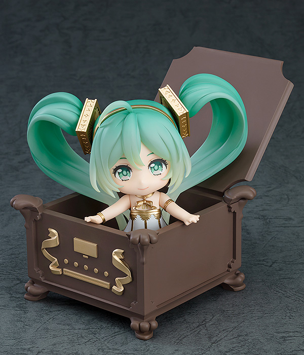 เปิดรับPreorder มัดจำ 500 บาท Nendoroid Hatsune Miku: Symphony 5th Anniversary Ver.