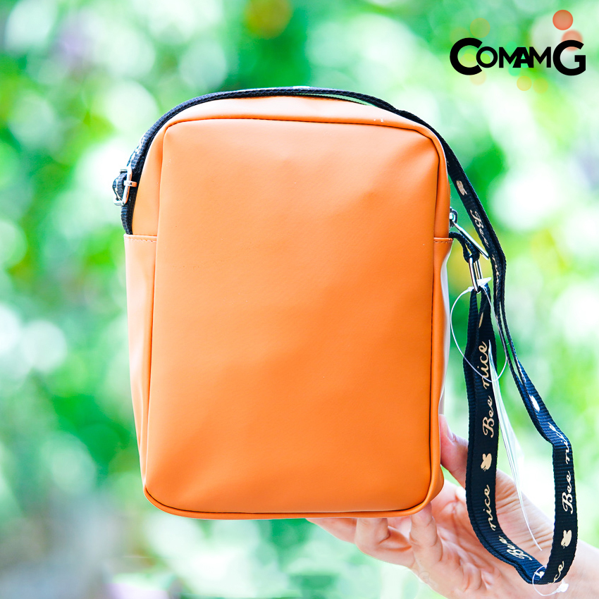 กระเป๋าสะพายหมีพูห์ กระเป๋าสะพายข้างหนังPU กระเป๋าลายการ์ตูน ขนาด16*21ซม พร้อมส่ง