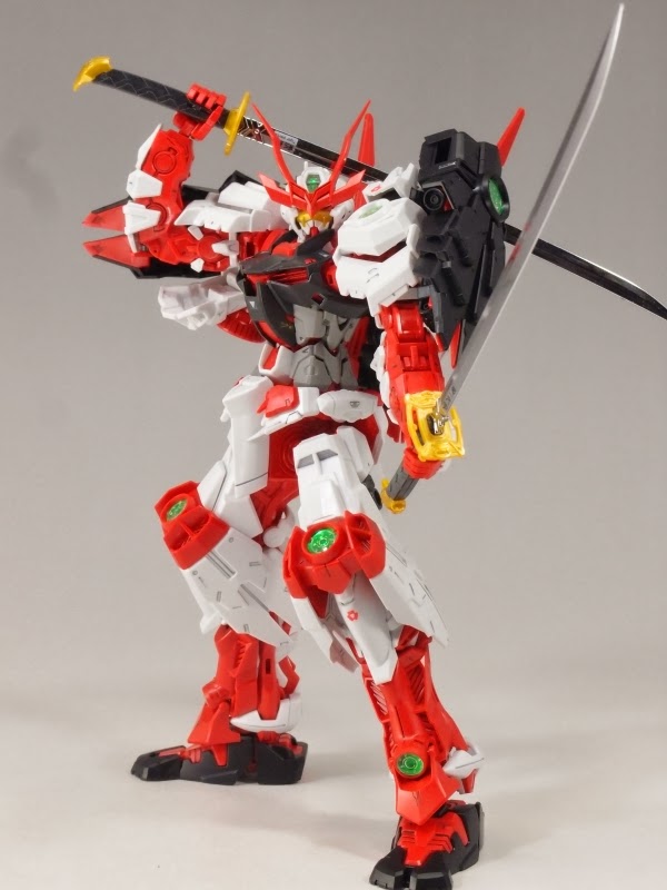 <Preorder ปิดวันที่2/7/2023 > 🔔เปิดรับPreorder มัดจำ 100 บาท MG 1/100 SENGOKU ASTRAY GUNDAM