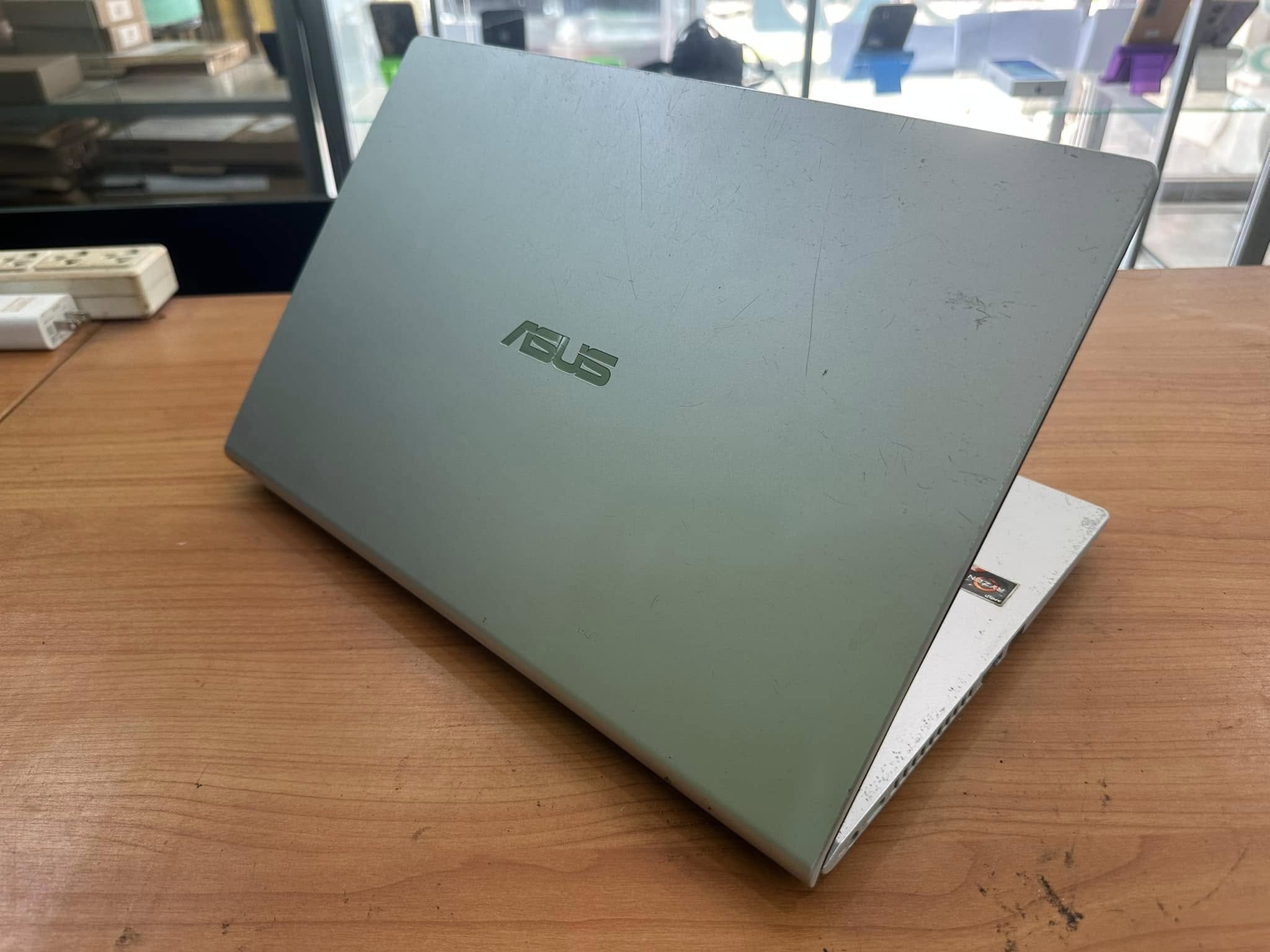 Asus M409DA-EK105T