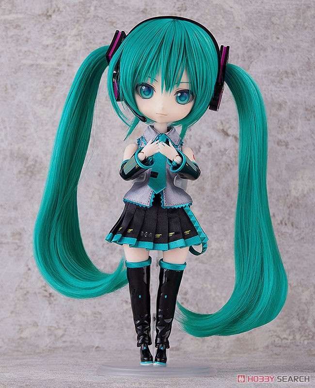 <Preorderถึง 25/3/2022 >เปิดรับPreorder มัดจำ 1500 บาท Harmonia Humming Hatsune Miku (Fashion Doll)