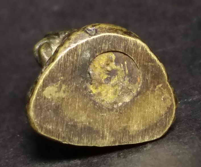 รหัสสินค้า พระกริ่ง พระหล่อ 041 รูปหล่อหลวงปู่เฒ่า วัดเขากระทิง จังหวัดลพบุรี