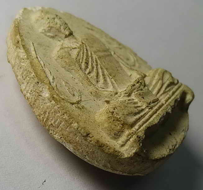 รหัสสินค้า เพชรบุรี 002 พระผงรูปเหมือนหลวงปู่โต๊ะ วัดประดู่ฉิมพลี ออกวัดอินจำปา จังหวัดเพชรบุรี ที่ระลึกในงานผูกพัทธสีมา พระรายการนี้ให้เช่าบูชาเเล้ว