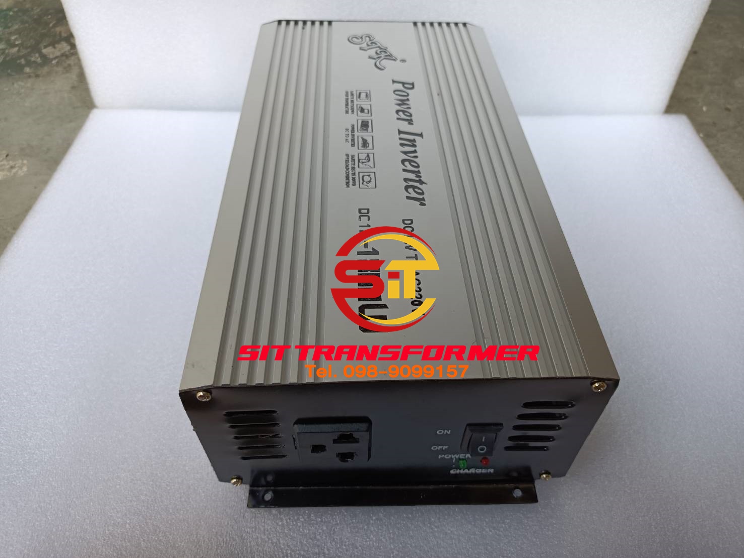 Power Inverter DC 12V To 220V 1800WATT