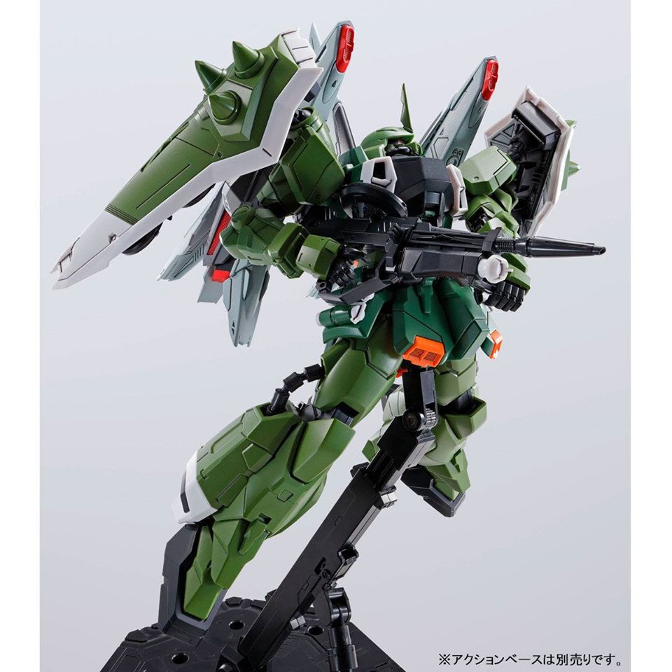 Preorder ปิดรับพรีที่ 4คิว มีมัดจำ 1000 บาท P-bandai MG 1/100 Blaze Zaku Phantom - Warrior โมเดลประกอบ