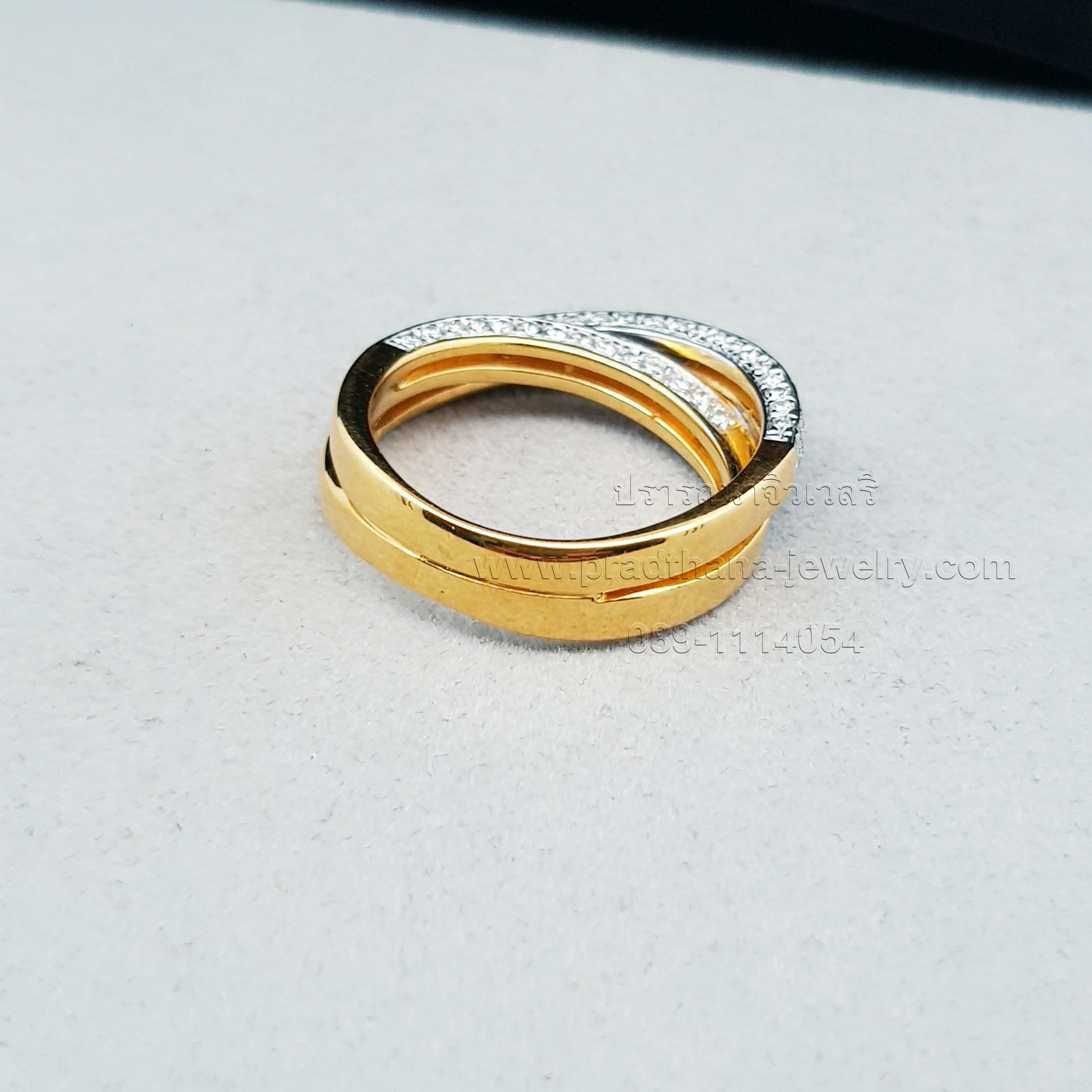 แหวนเพชรสองแถวไขว้