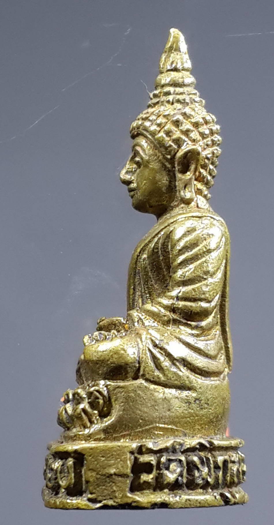 รหัสสินค้า พระกริ่ง พระหล่อ 281 รูปหล่อพระพุทธหลวงพ่อรุ่งเรือง วัดพิกุล จังหวัดนครสวรรค์ เนื้อทองผสม หล่อตัน พระรายการนี้ให้เช่าบูชาแล้ว