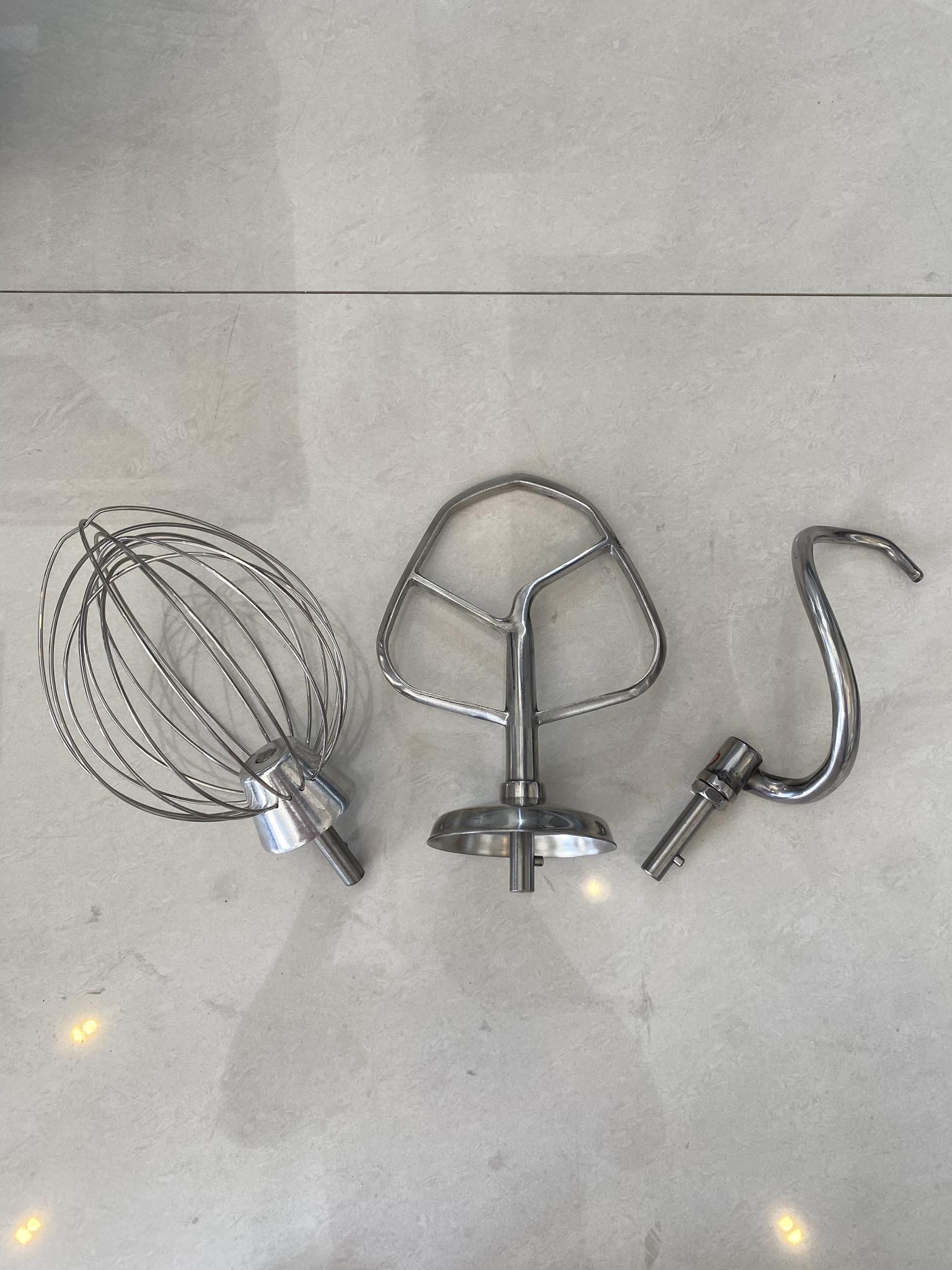 เครื่องผสม 3 หัวตี 7 ลิตร (SI-MX7)