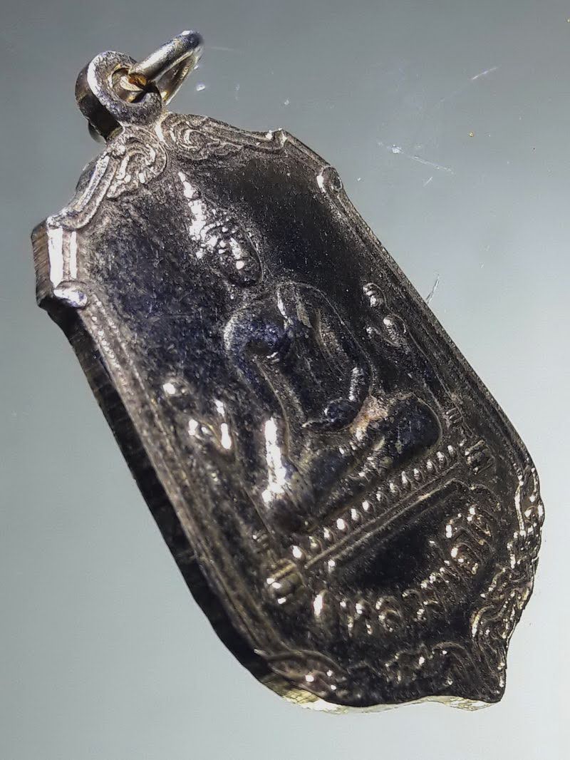 Antig FB 12847 เหรียญกะไหล่ทองหลวงพ่อโต วัดพนัญเชิงวรวิหาร จังหวัดอยุธยา รุ่นสมโภชกรุงรัตนโกสินทร์ 200 ปี สร้างปี 2525