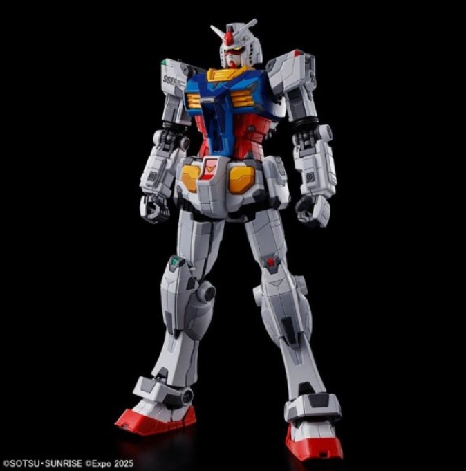 <Preorder ปิดรับวันที่ 27/11/2025> 🔔เปิดรับPreorder ไม่ต้ดงมัดจำครับ 1/144 RX-78F00/E GUNDAM （EX-001 G.L.R.S.S. Feather UNIT）
