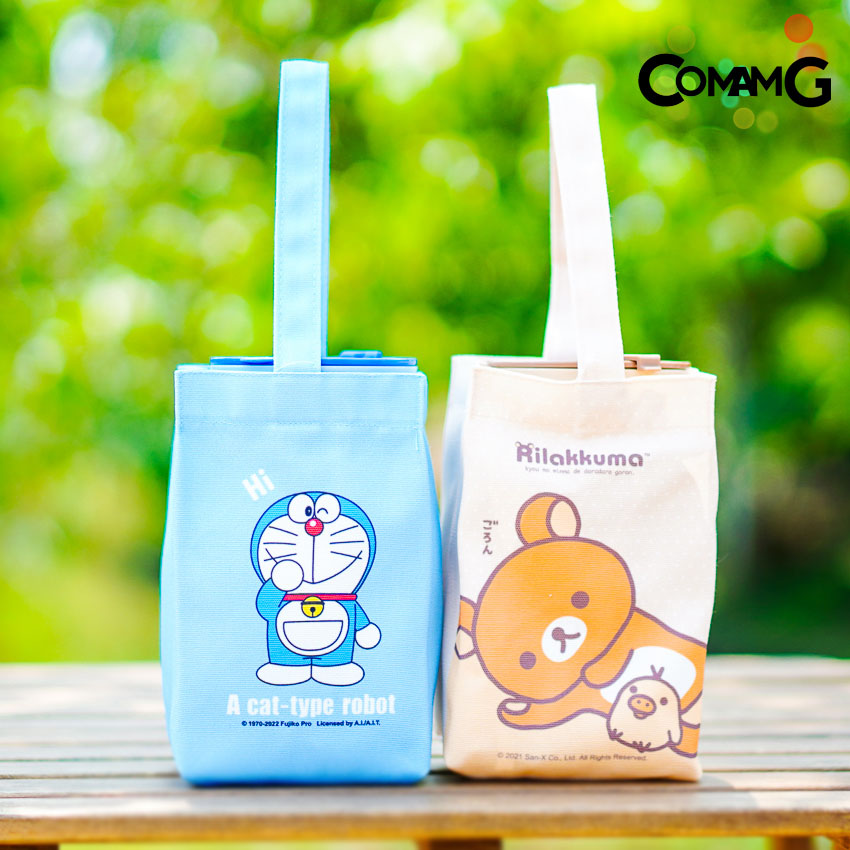 แก้วน้ำพลาสติกลายน่ารักพร้อมกระเป๋า พร้อมกระเป๋ามีฝาปิด แก้วพลาสติก ลายการ์ตูนลิขสิทธิ์แท้