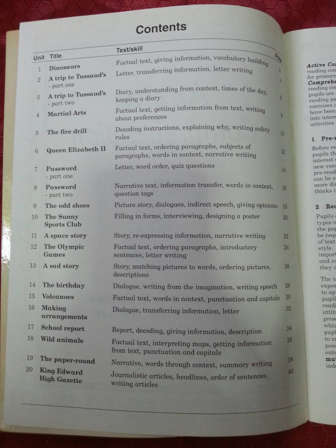 Active Comprehension 3 By Philip Powell-Davies and Charlie Walker (Oxford University Press)