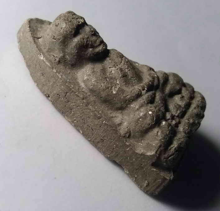 รหัสสินค้า หลวงปู่ทวด วัดต่างๆ 017 หลวงปู่ทวดเนื้อผง อาจารย์แดง วัดไร่ จังหวัดปัตตานี พระรายการนี้ให้เช่าบูชาแล้ว