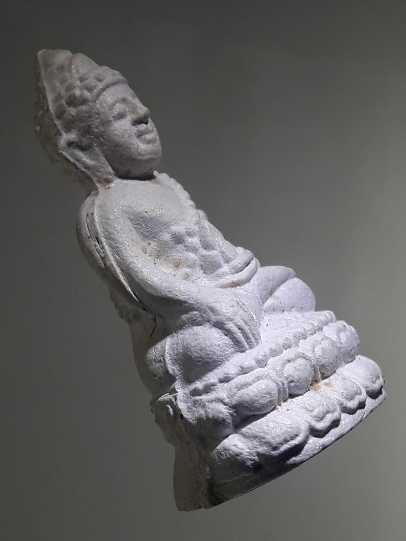 รหัสสินค้า พระเนื้อดิน ผง ว่าน 10528 พระกริ่งสุนทโร หลวงพ่อทองกลึง สุนทโร วัดเจดีย์หอย จ.ปทุมธานี เนื้อผง