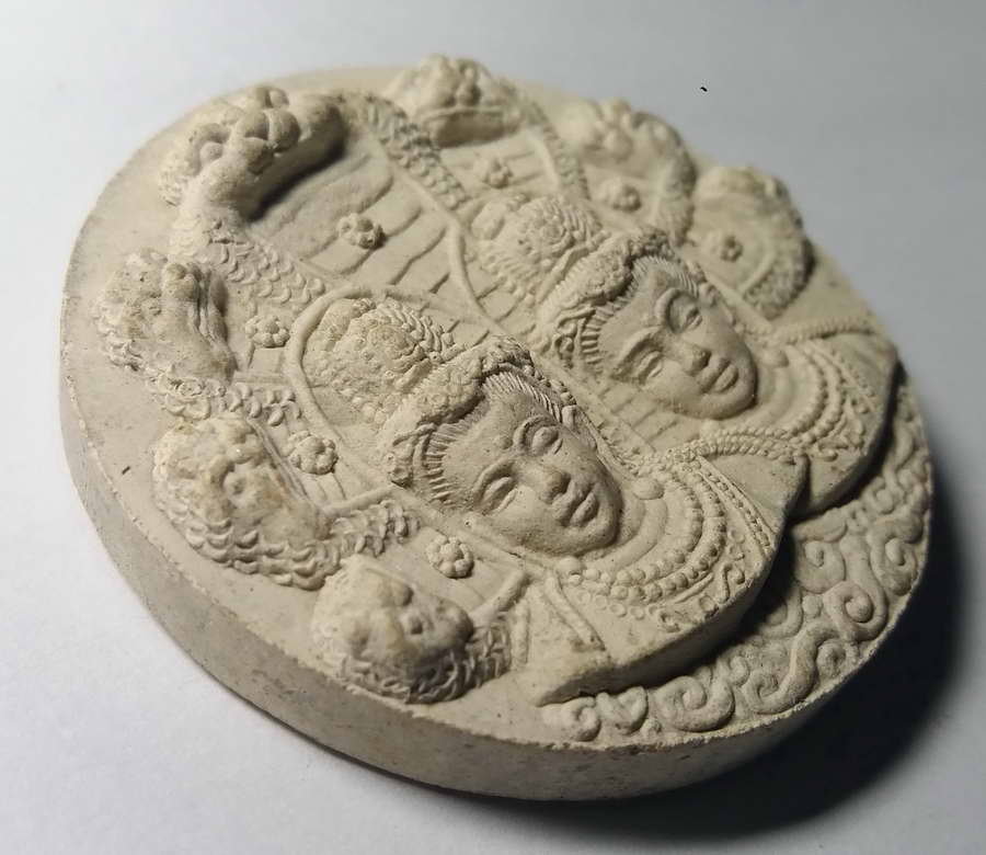 รหัสสินค้า จตุคามรามเทพ 072 จตุคามรามเทพ เนื้อผงว่าน ไม่ทราบรุ่น ศิลปะสวยดีครับ