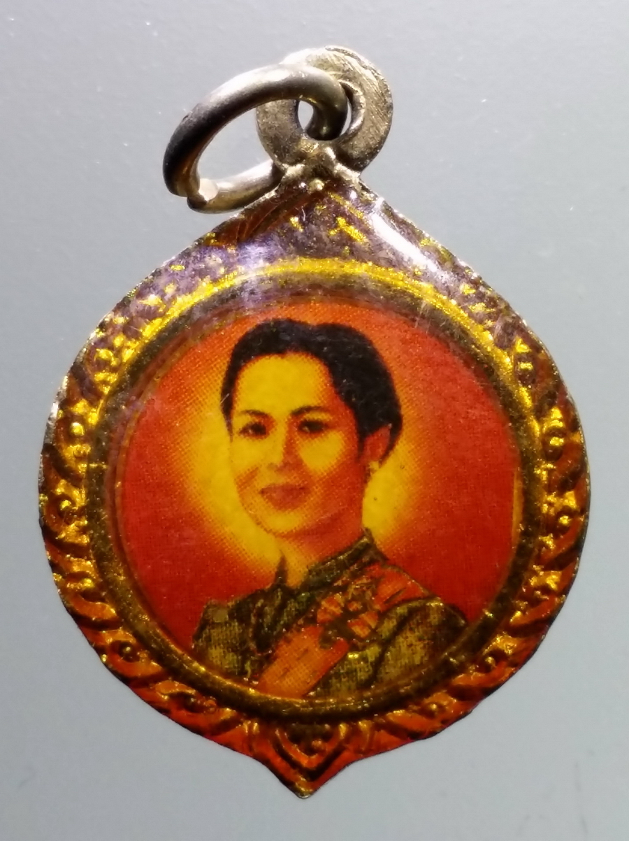 รหัสสินค้า เครื่องราง ล็อกเก็ต ภาพถ่าย 128 ล็อกเก็ตรัชกาลที่ 5 หลังสมเด็จพระนางเจ้าสิริกิติ์พระบรมราชินีนาถ พระรายการนี้ให้เช่าบูชาแล้ว