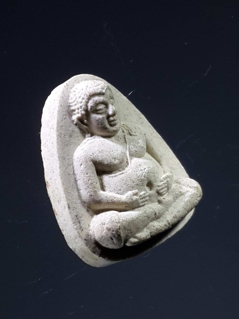 รหัสสินค้า พระไม่ทราบที่ 324 พระสังกัจจายน์เนื้อผง หลังยันต์พุทโธ มีตัวอักษรย่อ จ.จ.ไม่ทราบที่