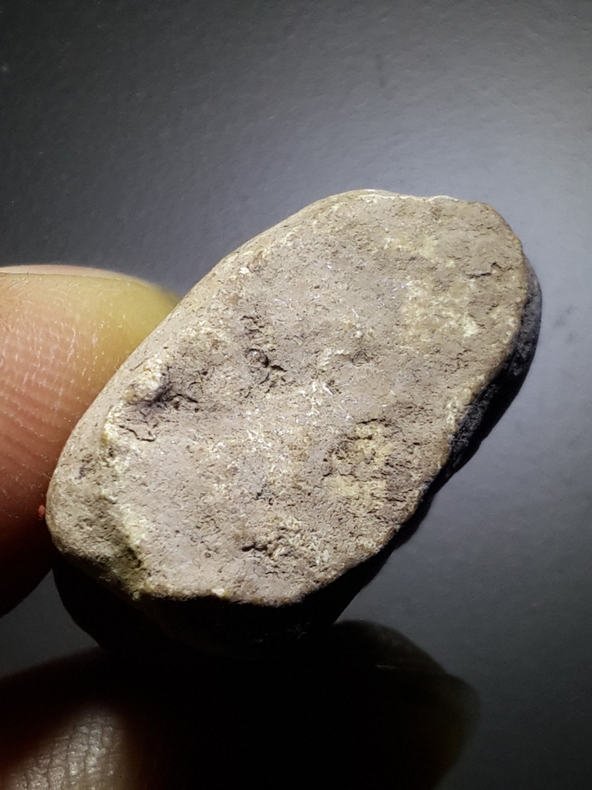 รหัสสินค้า นนทบุรี 005 พระปิดตาเนื้อผงลงกรุ หลวงปู่เอี่ยม วัดสะพานสูง จ.นนทบุรี พระรายการนี้ให้เช่าบูชาแล้ว