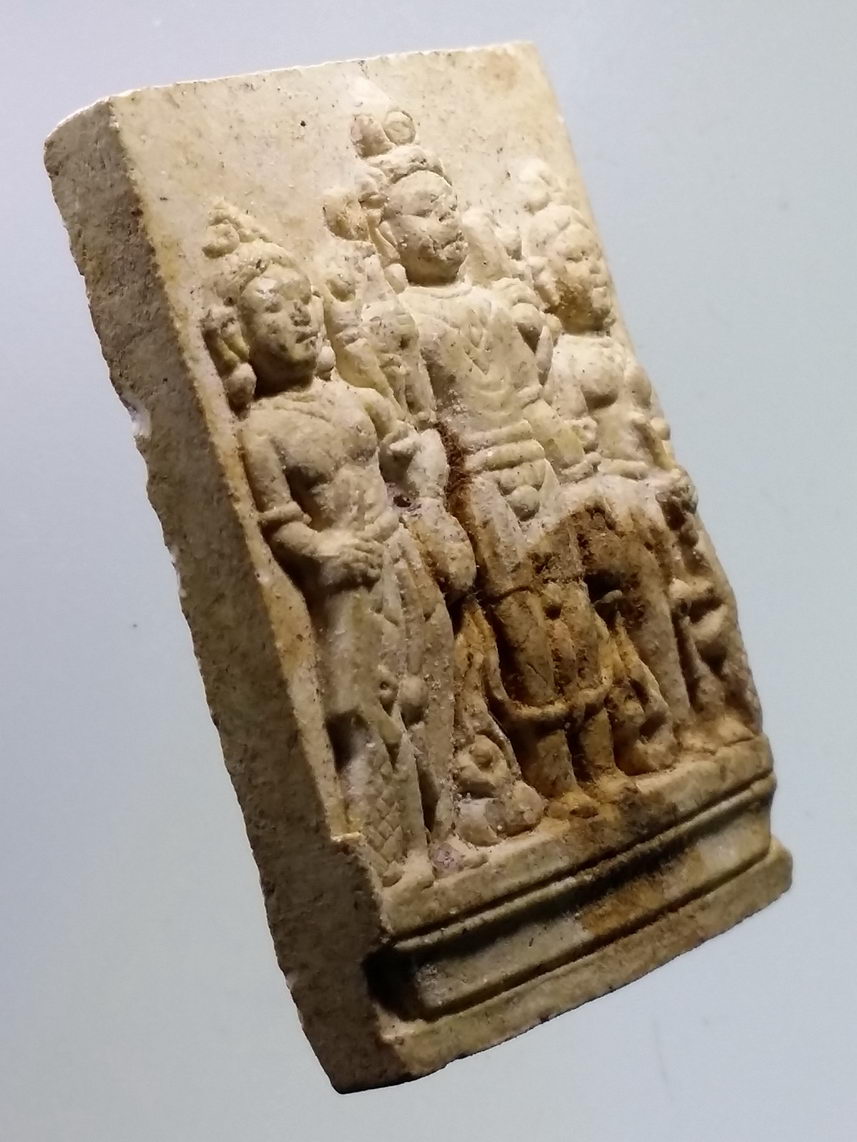 รหัสสินค้า พระไม่ทราบที่ 107 เทวรูปเนื้อผง หลวงพ่อประเทือง ไม่ทราบที่