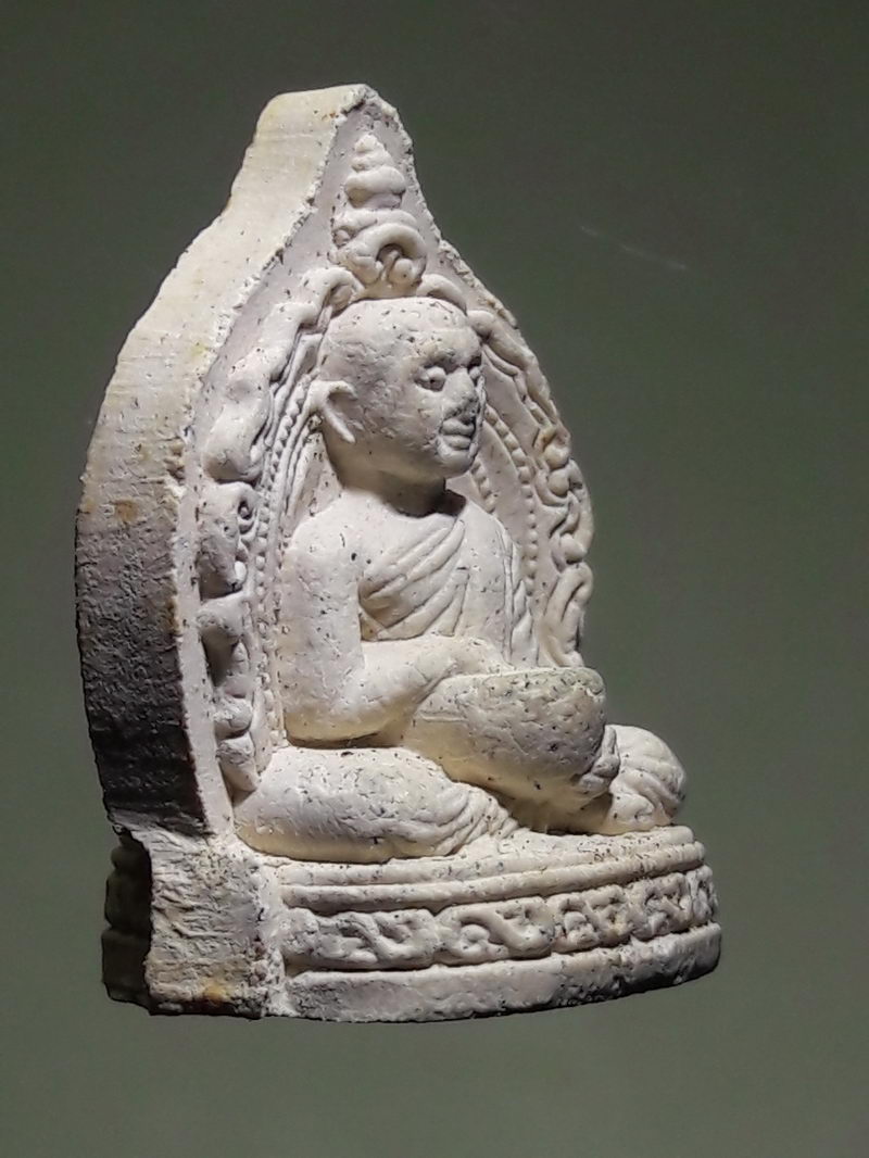 รหัสสินค้า พระมีกล่อง 332 พระสิวลีลังกาวงศ์ เจ้าคุณธงชัย วัดไตรมิตรวิทยาราม กรุงเทพฯ อธิษฐานจิตประจุพลังพุทธาคมปี 2546