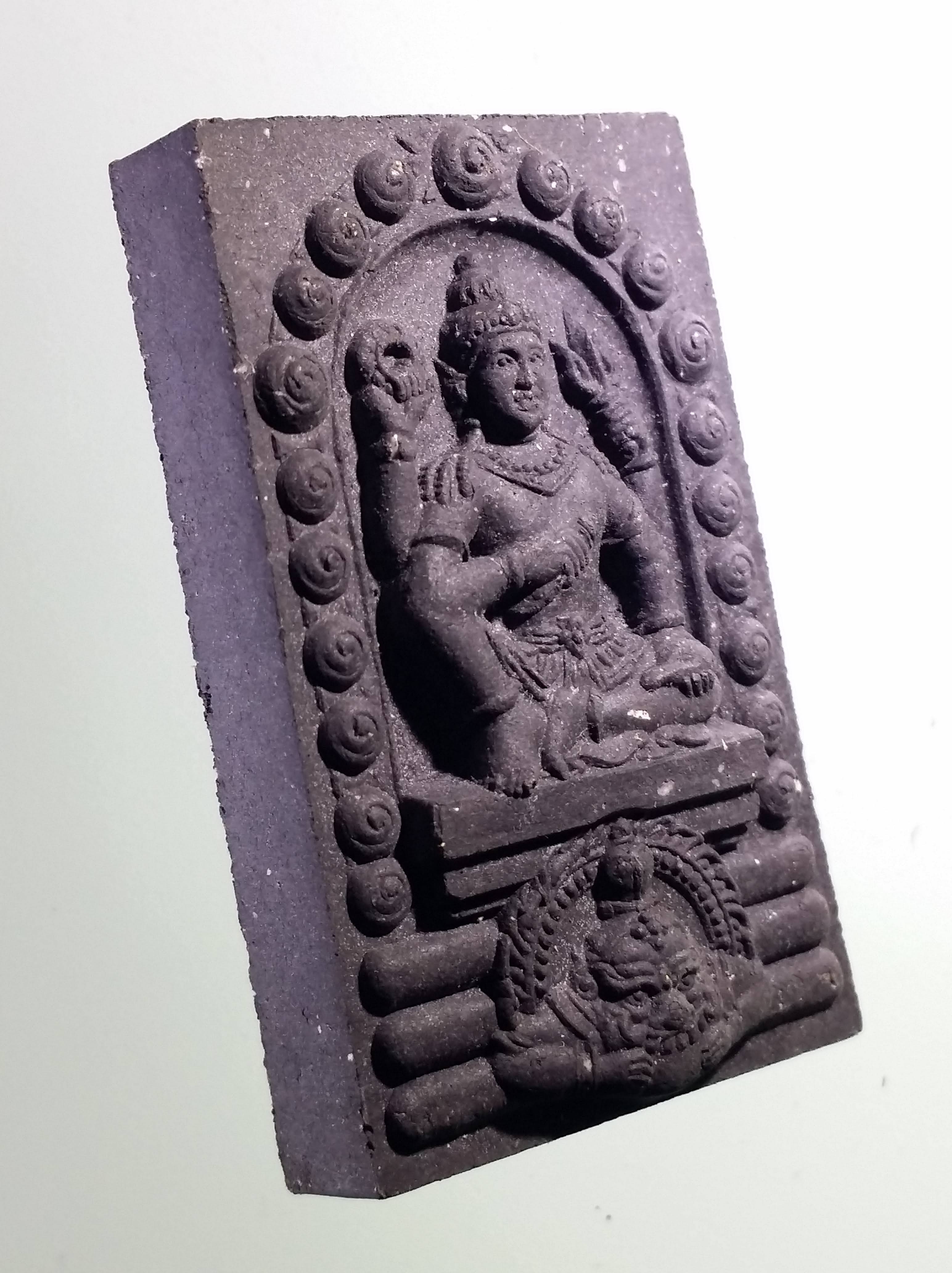 รหัสสินค้า จตุคามรามเทพ 497 พระเทวราชโพธิสัตว์จตุคามรามเทพ หลังพระแม่ธรณีบีบมวยผม รุ่น สิริมงคล ปี 49