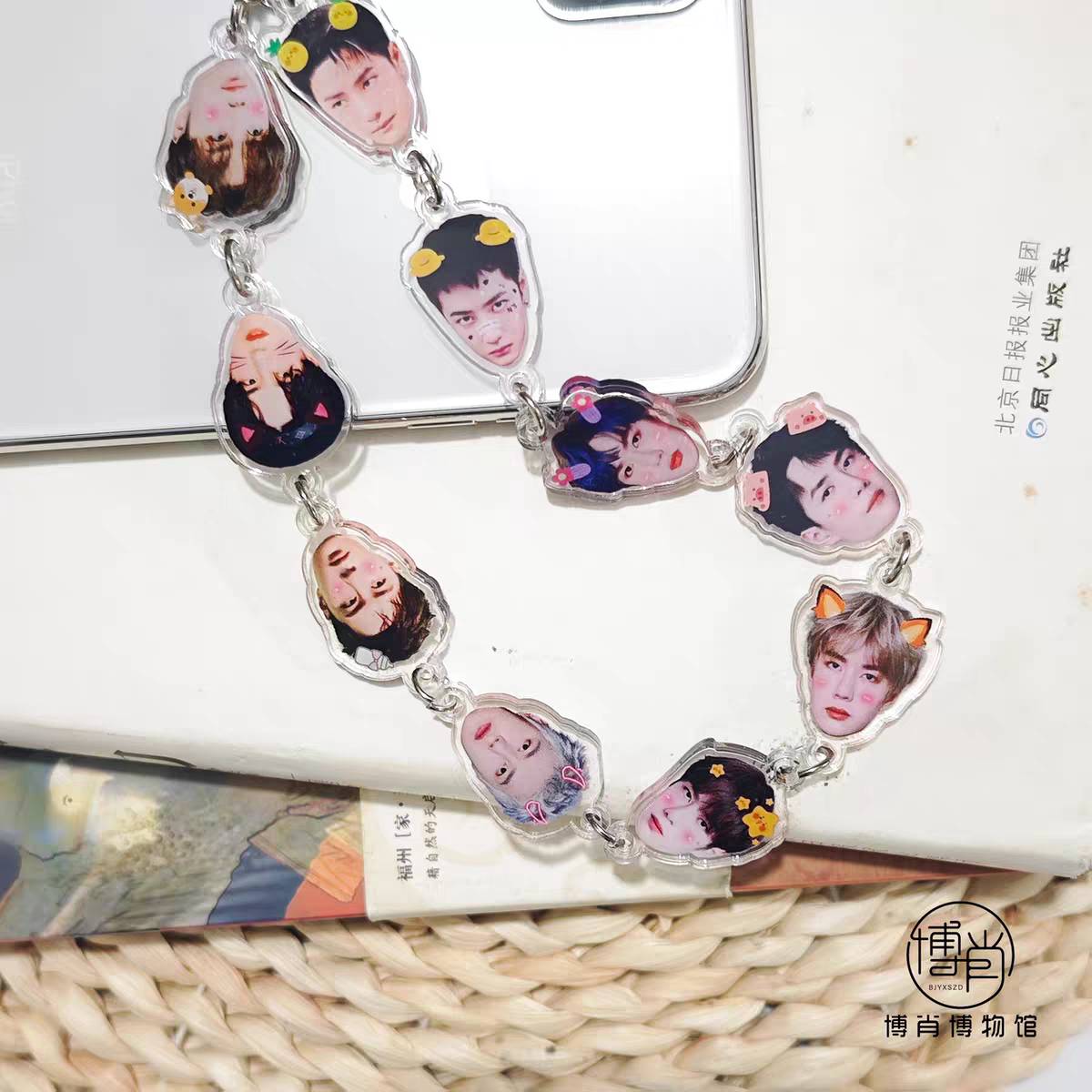 สายคล้องโทรศัพท์ สายห้อยโทรศัพท์ หวังอี้ป๋อ WangYibo