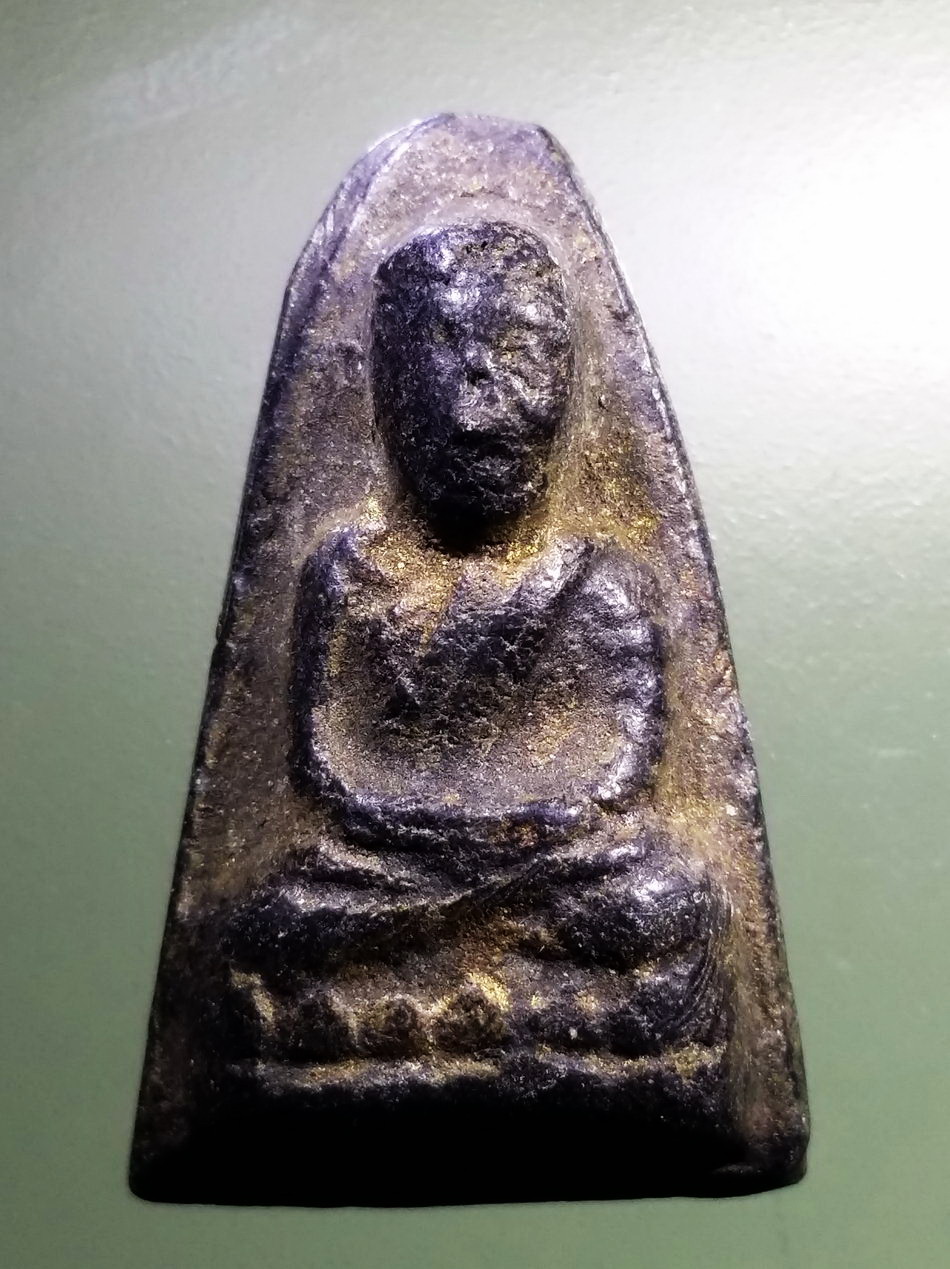 รหัสสินค้า หลวงปู่ทวด วัดต่างๆ 404 หลวงปู่ทวดเนื้อดินเผา วัดช้างให้ จังหวัดปัตตานี สร้างปี 2513 พระครูใบฎีกาขาวสร้าง