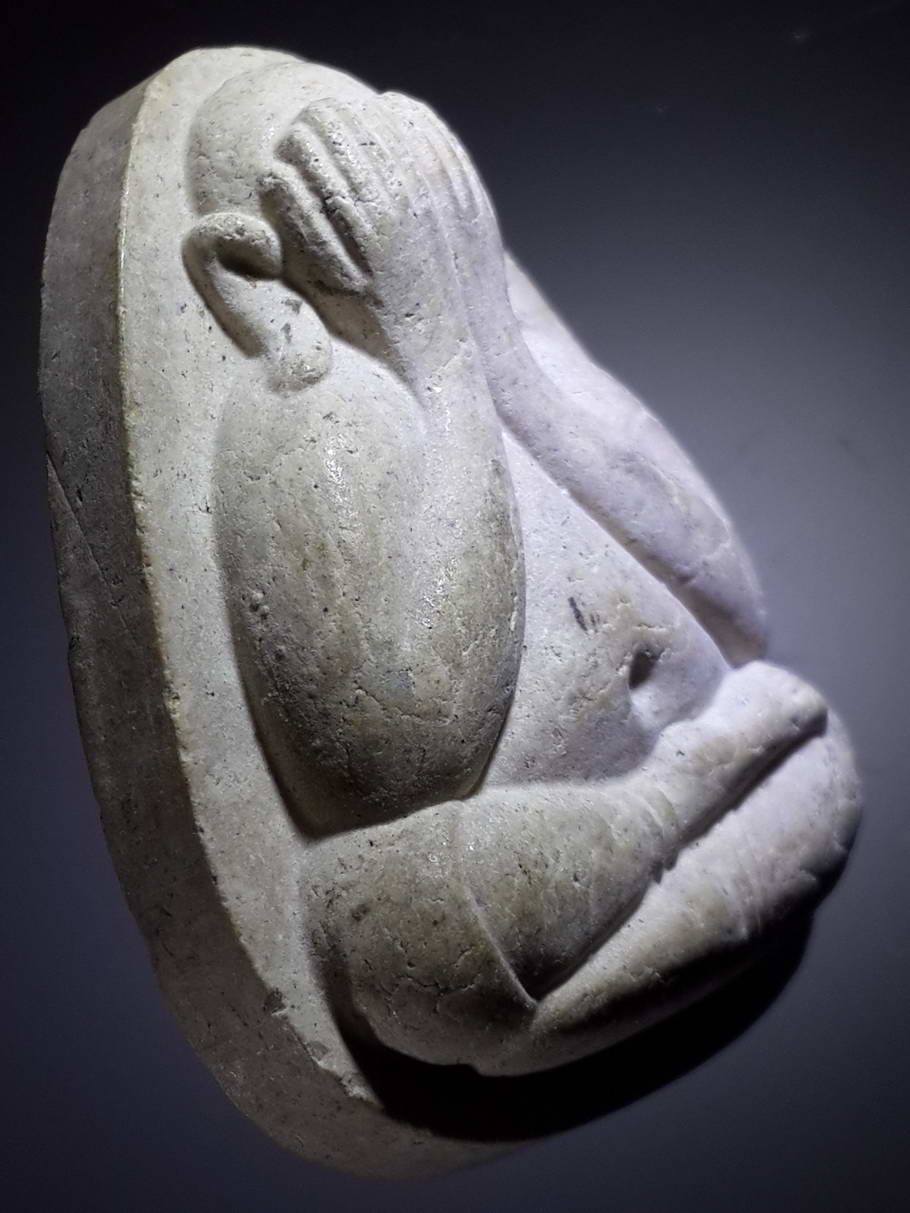 รหัสสินค้า พระปิดตา ทั่วไป 178 พระปิดตาเนื้อผงจัมโบ้ เป็งปุ๊ด วัดพระธาตุสบฝาง จังหวัดเชียงใหม่ สร้างปี 2555 ที่ระลึกในงานจุลกฐิน