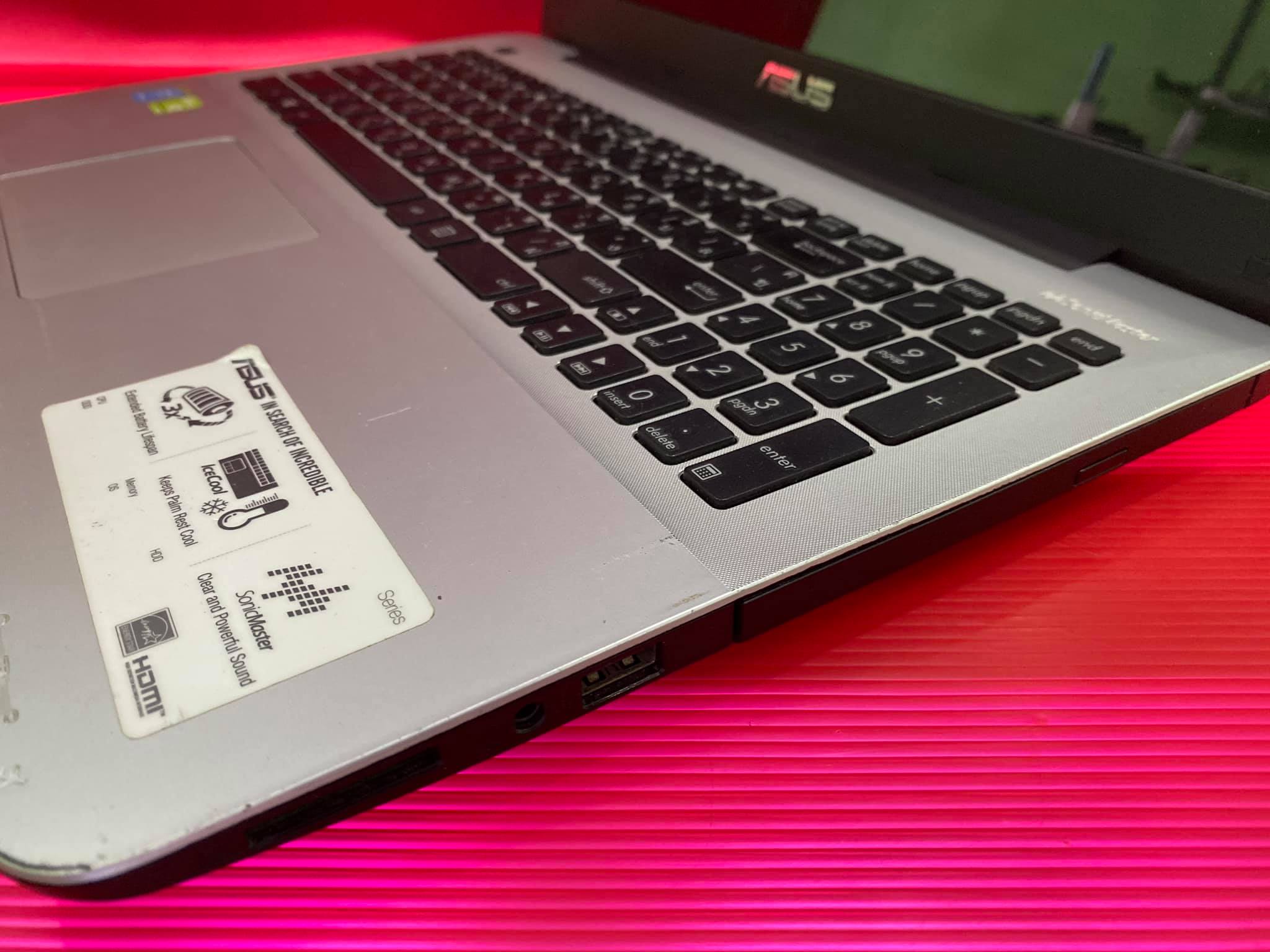 ( SOLD OUT ) ASUS K555LD-XX284D