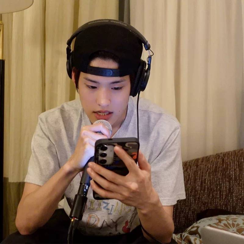 เสื้อยืดแบบ RIIZE : Sohee ใส่ร้องเพลง Cover