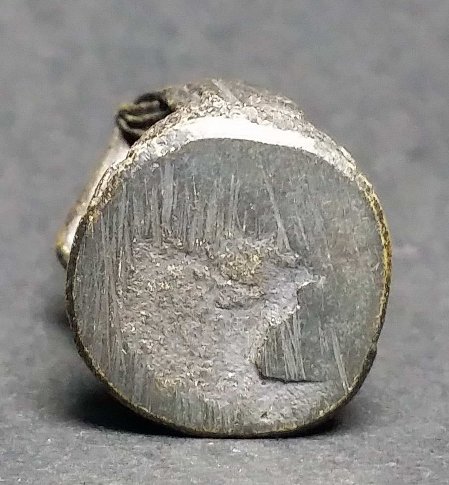 รหัสสินค้า พระกริ่ง พระหล่อ 466 รูปหล่อนั่งเอกลักษณ์ หลวงพ่อคูณ วัดบ้านไร่ อำเภอด่านขุนทด จังหวัดนครราชสีมา สร้างปี 2536