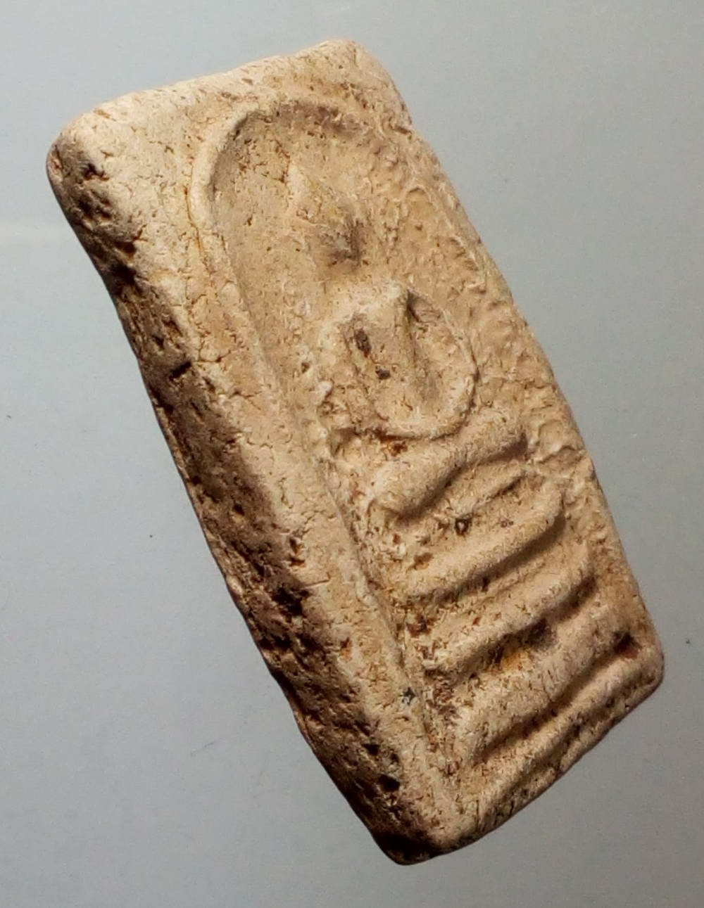 รหัสสินค้า พระสมเด็จ วัดต่างๆ 444 พระสมเด็จเนื้อผงพิมพ์ฐานแซม ไม่ทราบที่