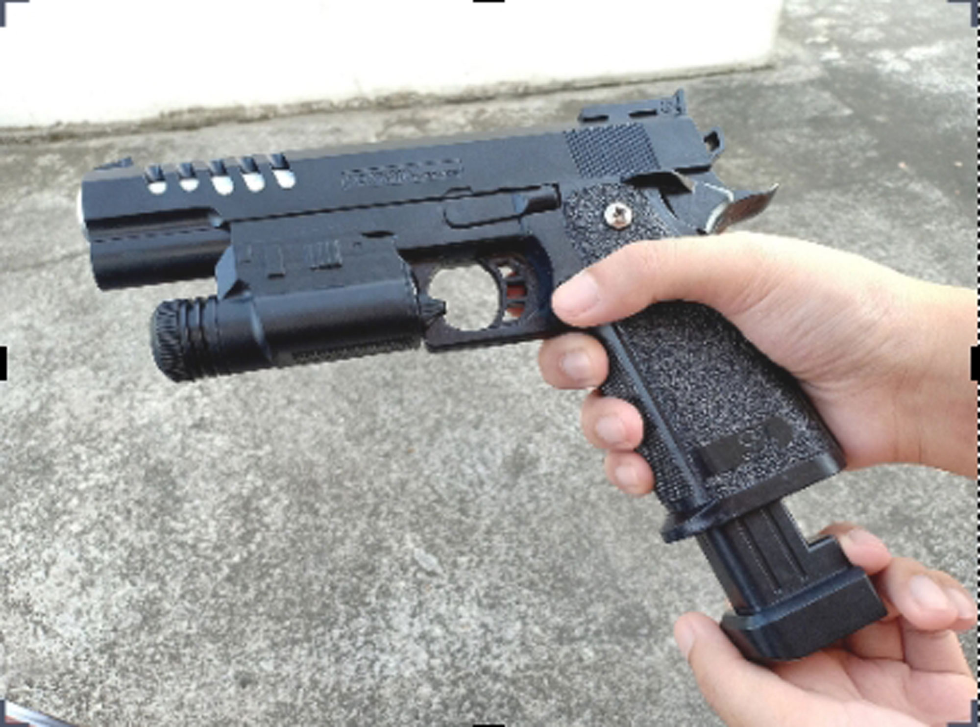 ปืนของเล่น ปืนพลาสติก ปืนอัดลม ปืนพกสั้น ติดเลเซอร์ XK918