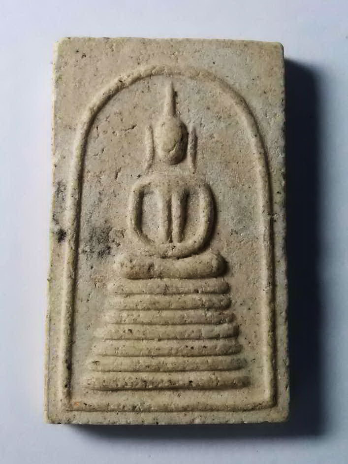 รหัสสินค้า พระสมเด็จ วัดต่างๆ 026 พระสมเด็จเนื้อผงพิมพ์ 7 ชั้น อกร่อง วัดพนัญเชิง กรุงเก่า จ.พระนครศรีอยุธยา