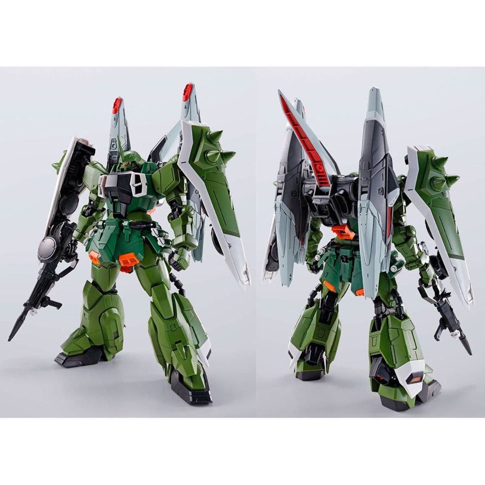 Preorder ปิดรับพรีที่ 4คิว มีมัดจำ 1000 บาท P-bandai MG 1/100 Blaze Zaku Phantom - Warrior โมเดลประกอบ