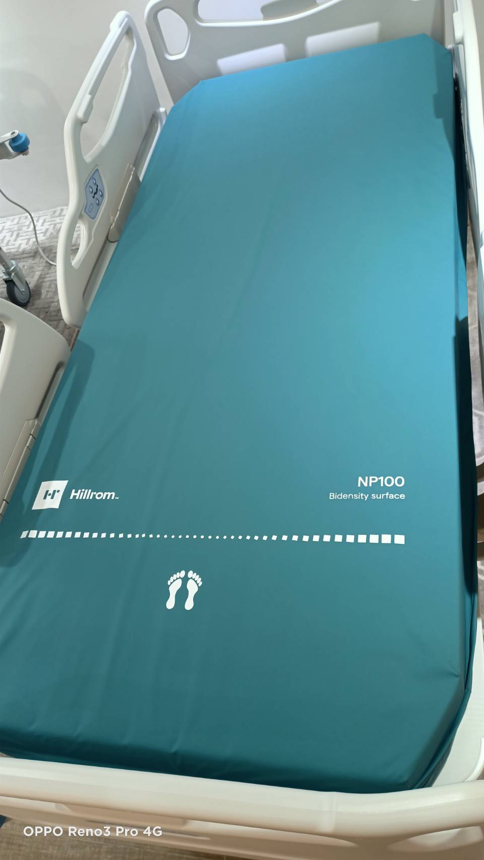 ที่นอนโฟมป้องกันแผลกดทับ แบรนด์ Hill-Rom รุ่น NP100 ผลิตภัณฑ์ Hill-Rom แบรนด์จากประเทศสหรัฐอเมริกา (USA) สินค้ารับประกันชั้นโฟม 5 ปี