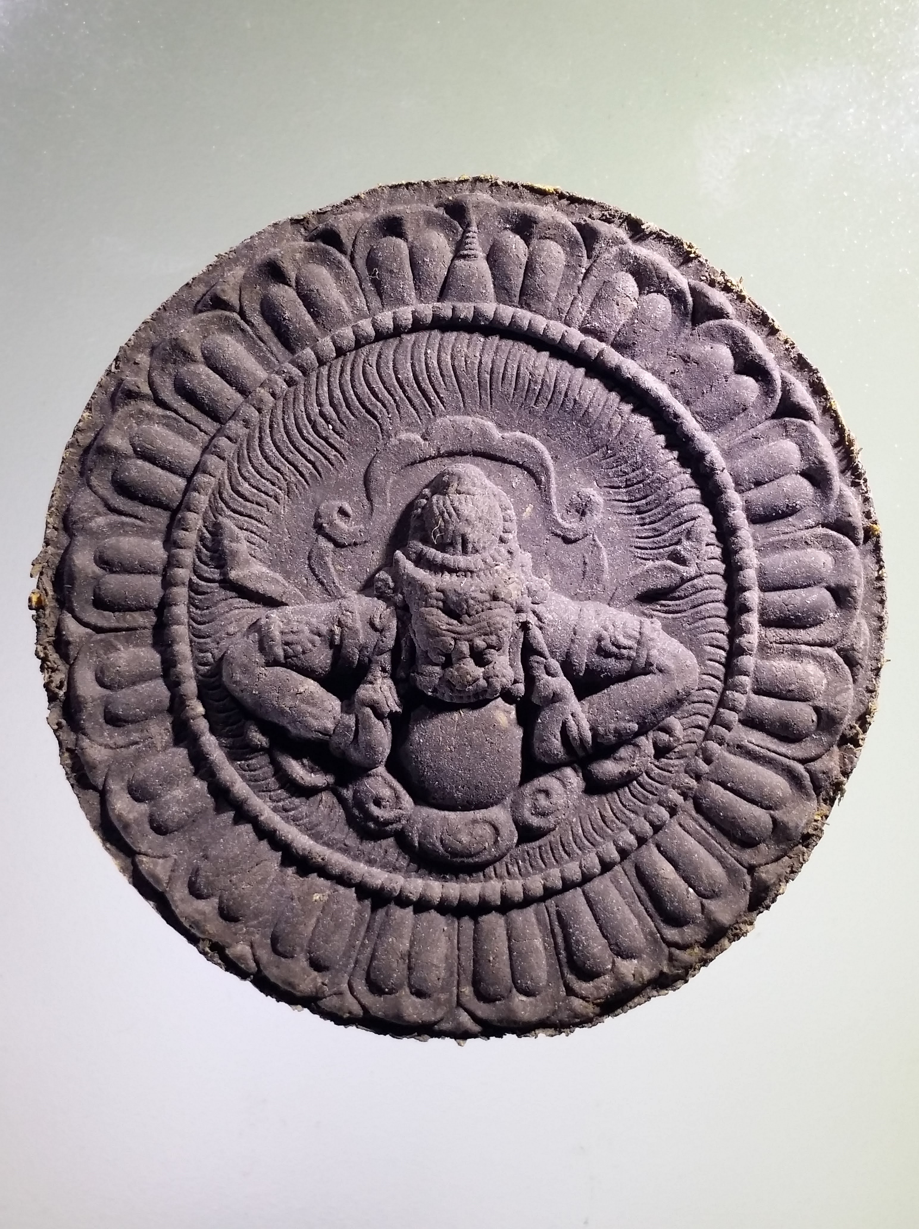 รหัสสินค้า จตุคามรามเทพ 429 จตุคามรามเทพ รุ่นมหาปาฏิหาริย์มั่งมีทรัพย์ เนื้อว่านกากยายักษ์ ขนาด 5.6 cm จตุคามรามเทพ รุ่น มหาปาฎิหารย์มั่งมีทรัพย์ ปีพ.ศ. 2550