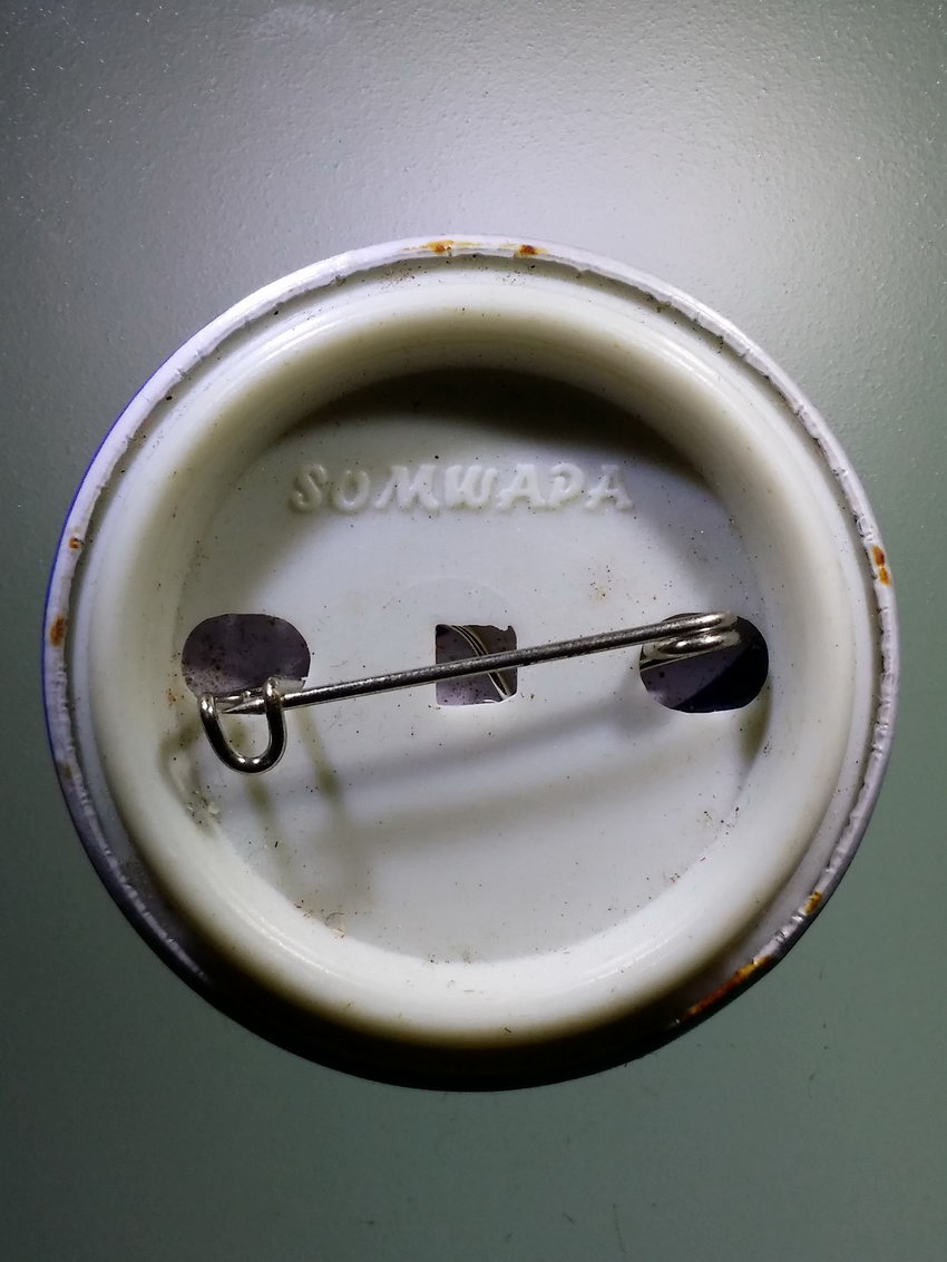 Antig LSD 046 ล็อกเก็ตหลังเข็มกลัดพระอาจารย์เอ็กซ์ วัดพรหมมหาจุฬามณี จังหวัดนครนายก สร้างปี 2540