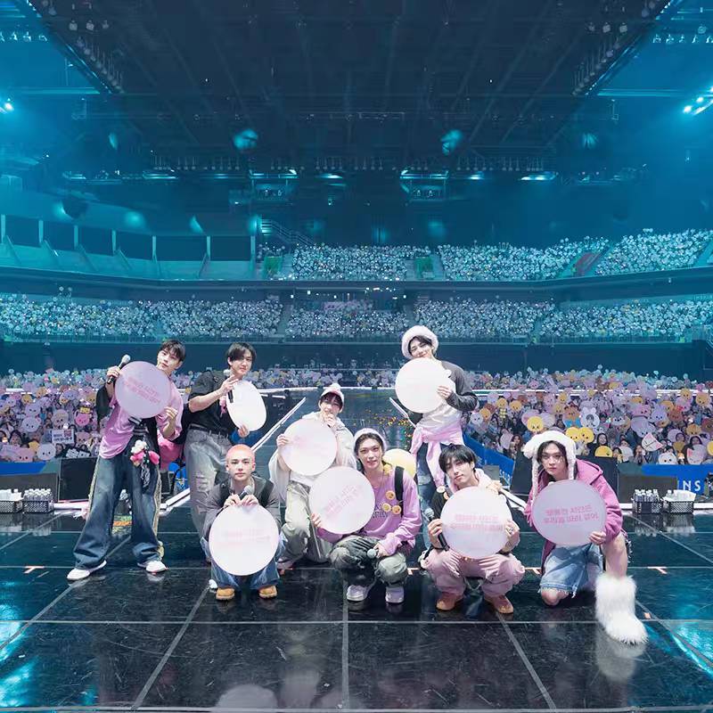 เสื้อสเวตเตอร์ STRAY KIDS : 5th FANMEETING 'SKZ 5'CLOCK'