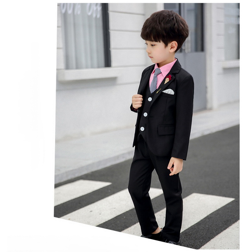 Bset0114- ชุดออกงานเด็กชายเซท ชุดสูทเด็กชายมีเสื้อสูท+เสื้อกั๊ก+กางเกง+ไทท์+โบว์แดง เนื้อผ้าสวยเซท 5 ชิ้น ตามที่เลือก (เสื้อเชิ้ตแยกขาย) ขนาดชุด +ดูเพิ่ม ในรายละเอียด