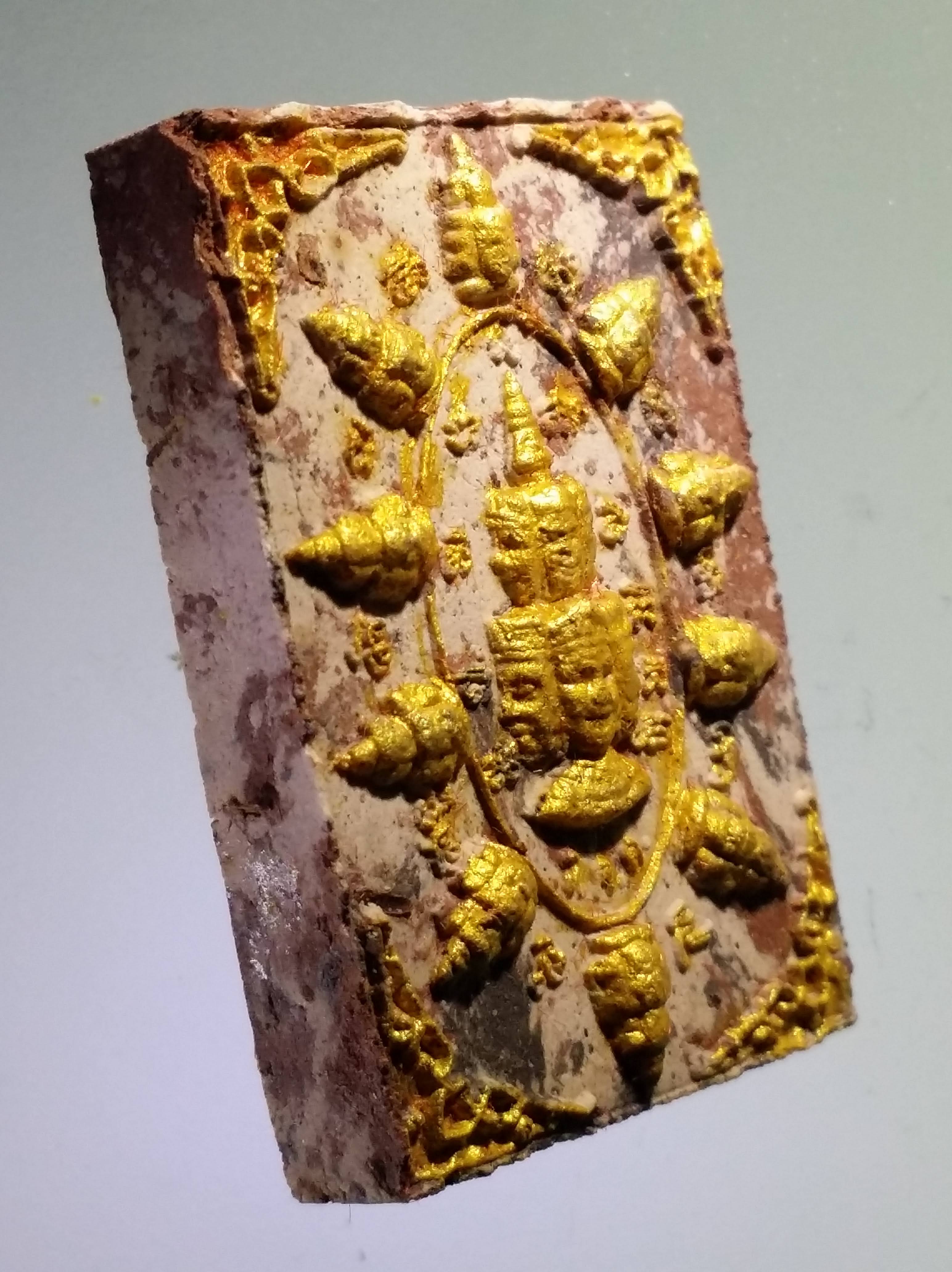 รหัสสินค้า จตุคามรามเทพ 435 พระปิดตาพังพระกาฬ เนื้อผง ก้นครกปัดทอง หลักเสาหลักเมือง รุ่นนาวามหาลาภ วัดคงคาวดี จังหวัดนครศรีธรรม ที่ระลึก 60 ปีแห่งการครองราชย์ สร้างปี 2549 ปลุกเสกพิธีจตุคามรามเทพ