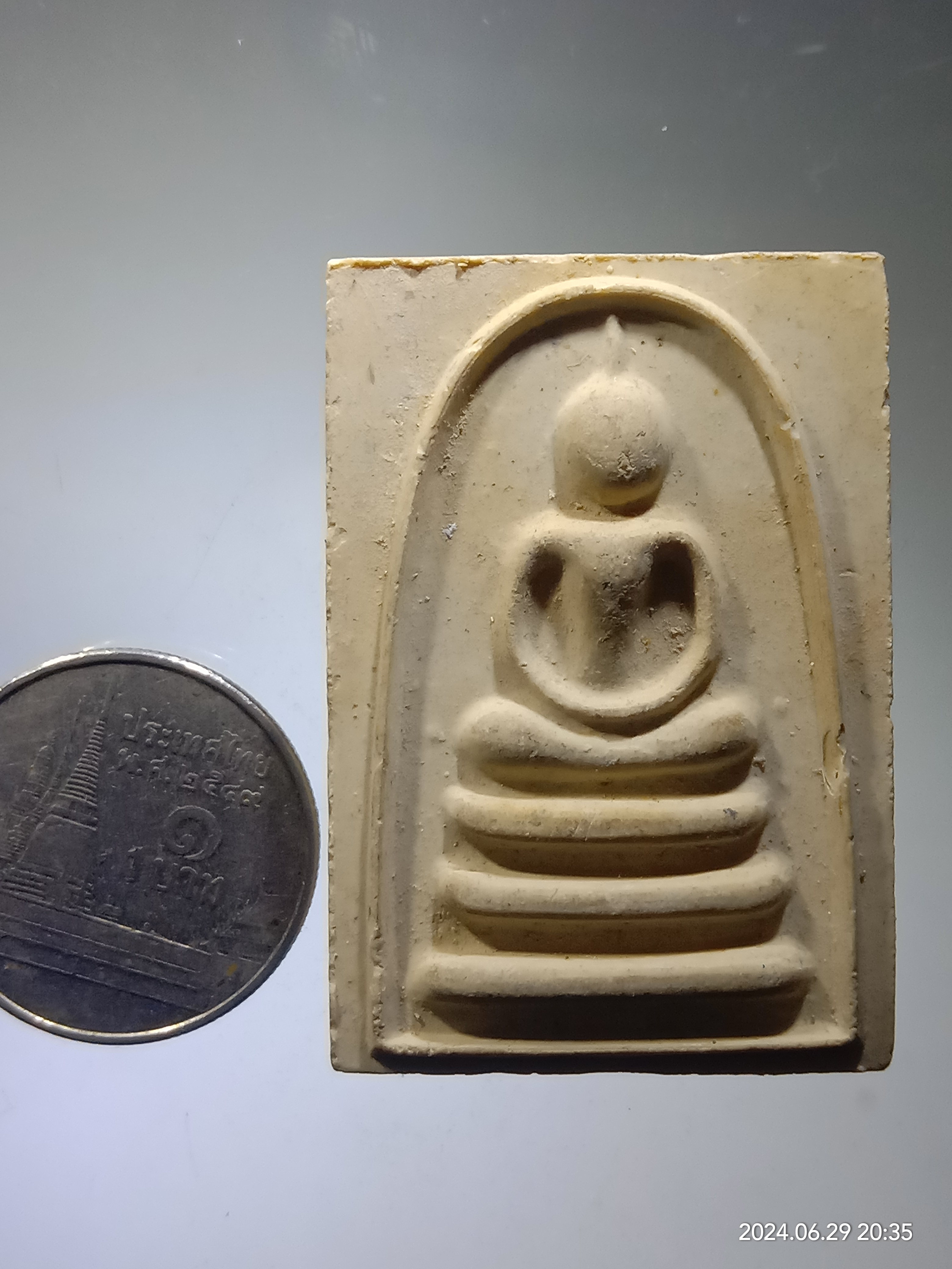 รหัสสินค้า พระสมเด็จ วัดต่างๆ 006 สมเด็จเนื้อผง หลังรูปเหมือนหน้าตรง หลวงพ่อแพ วัดพิกุลทอง จังหวัดสิงห์บุรี