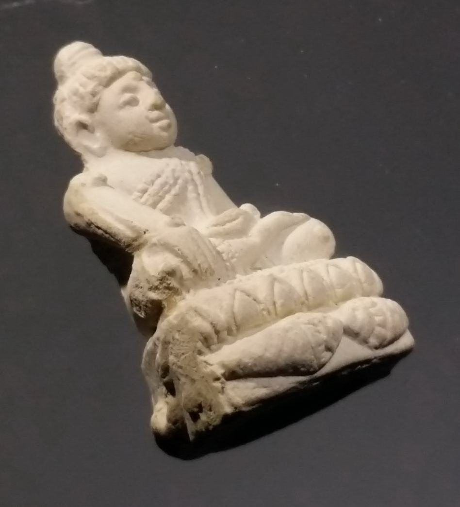 รหัสสินค้า พระมีกล่อง 3702 พระบัวเข็มมหาเศรษฐี เนื้อผงไม้จันทร์หอมจากประเทศพม่า วัดนก กรุงเทพฯ