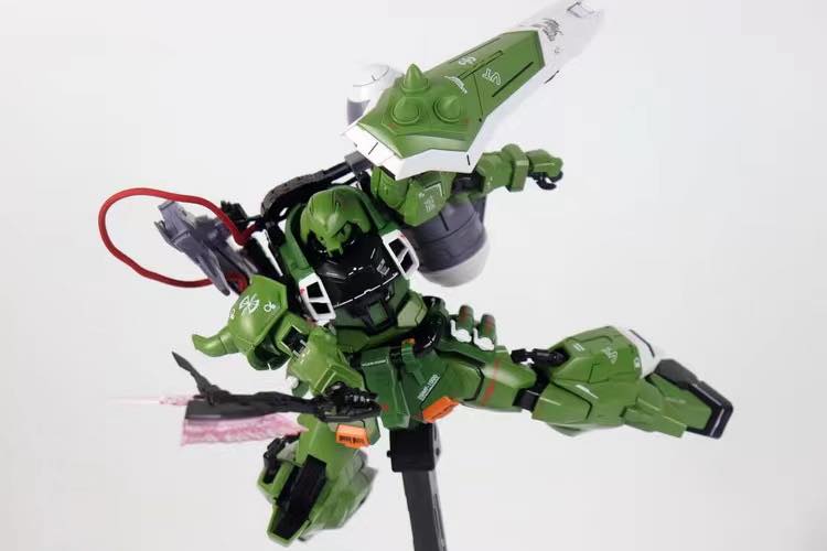 [AA-Model] MG 1/100 2001GA Gunner Zaku Warrior (Green)