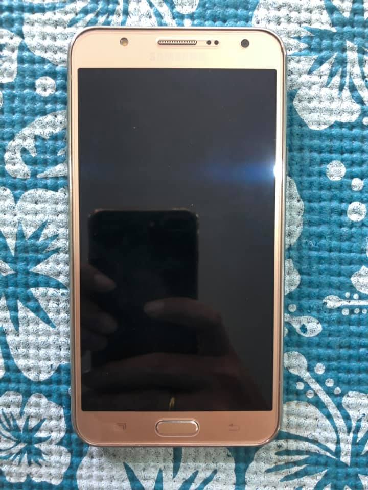 ( SOLD OUT ) Samsung Galaxy J7 2015